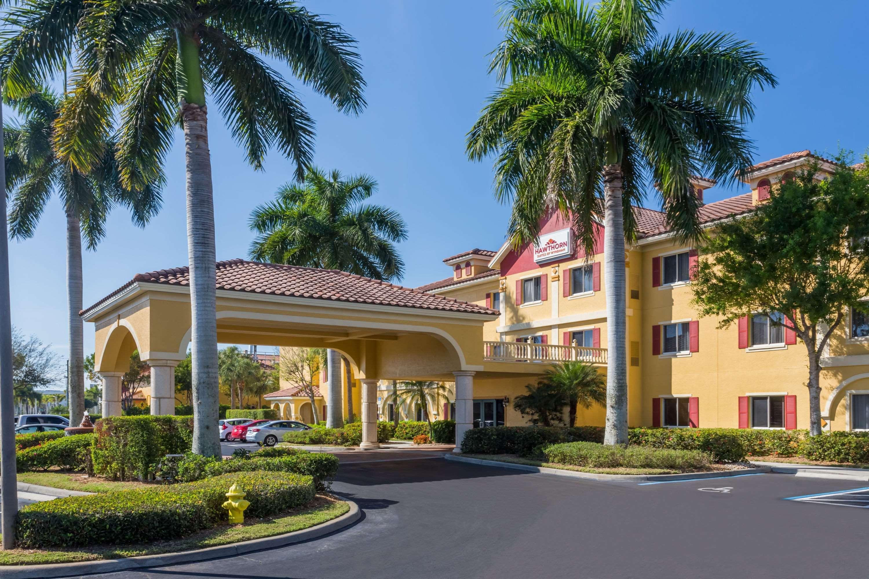 Hawthorn Extended Stay By Wyndham North Naples Buitenkant foto