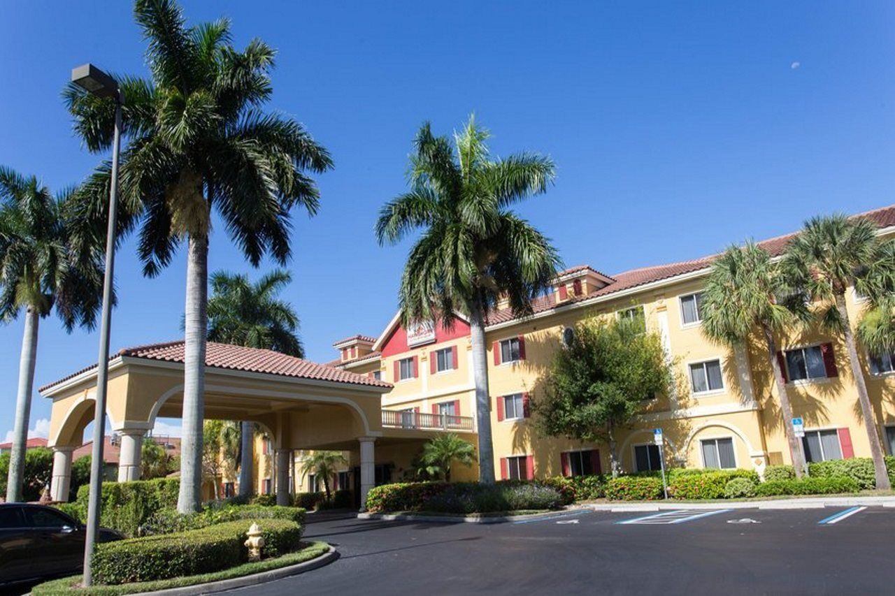 Hawthorn Extended Stay By Wyndham North Naples Buitenkant foto
