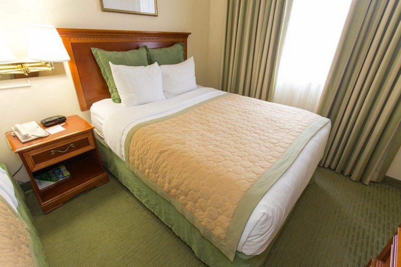 Hawthorn Extended Stay By Wyndham North Naples Buitenkant foto