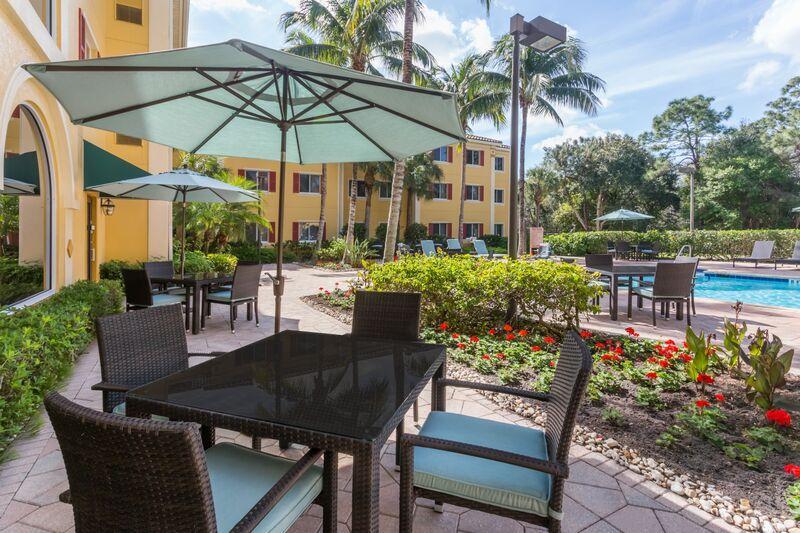 Hawthorn Extended Stay By Wyndham North Naples Buitenkant foto