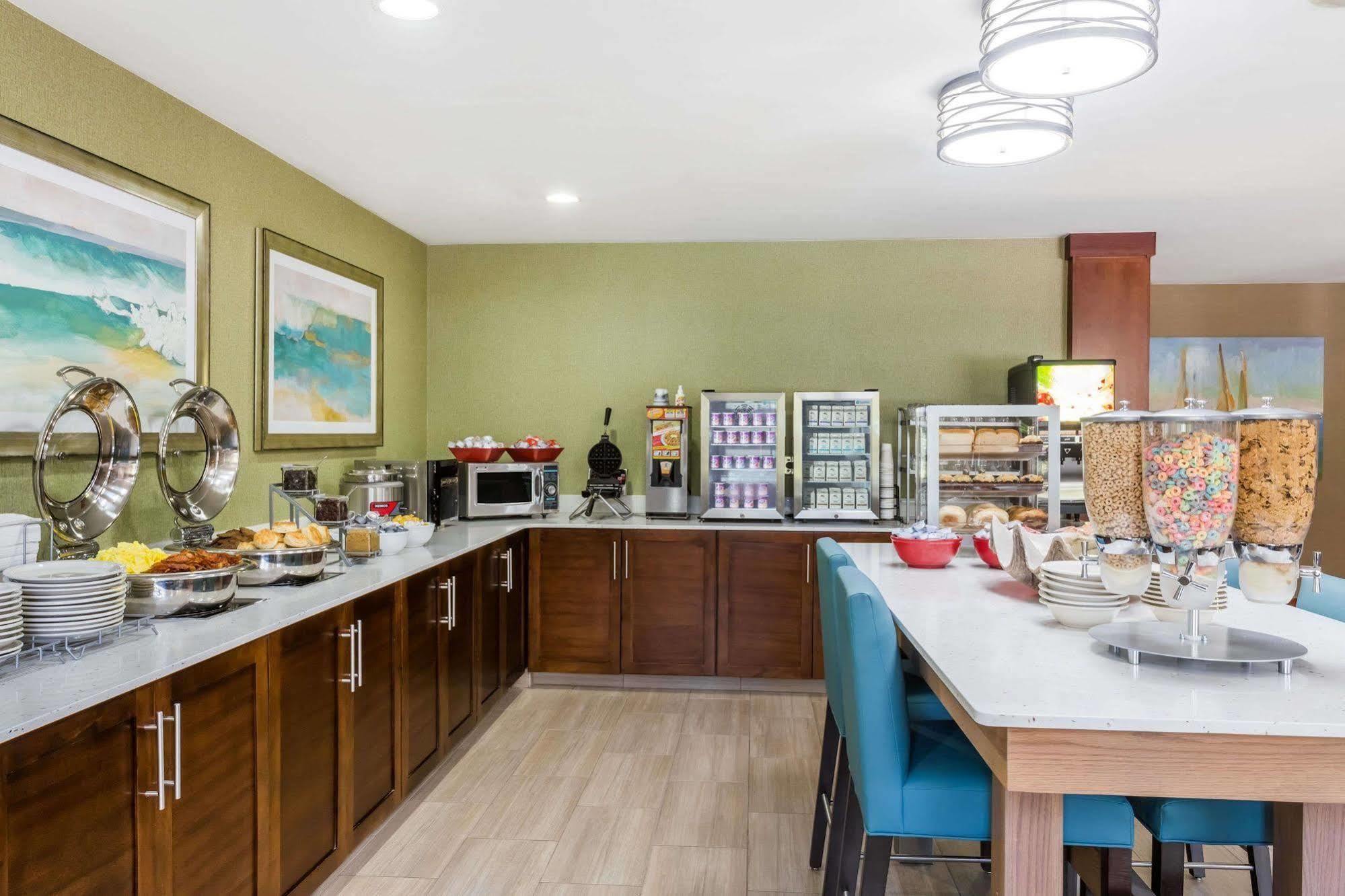 Hawthorn Extended Stay By Wyndham North Naples Buitenkant foto
