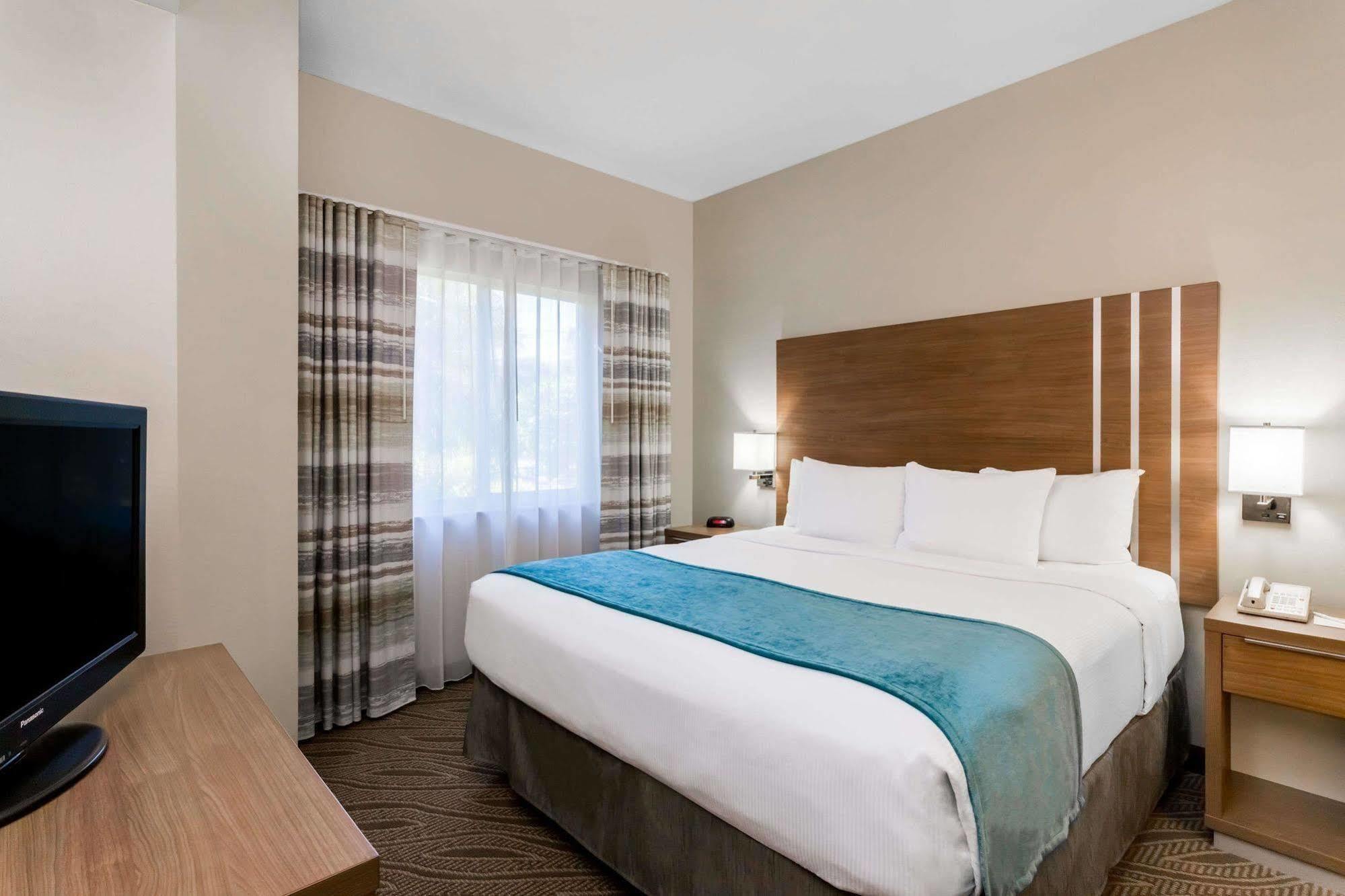 Hawthorn Extended Stay By Wyndham North Naples Buitenkant foto